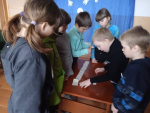 Квест-игра «В космос всем открытка дверь, свои знания проверь»